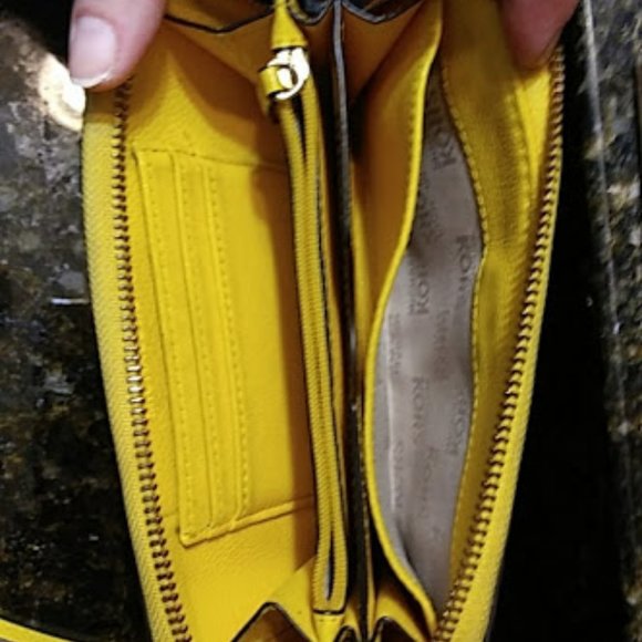 Authentic Yellow Michael Kors Bag and Wallet - Picture 14 of 15